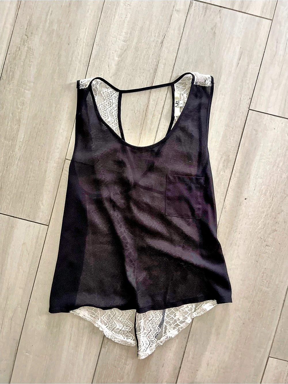 bebe Black & White Lace Overlay Tank Size Large Like New